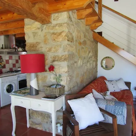 Casa Da Maria Carolina Fanhais